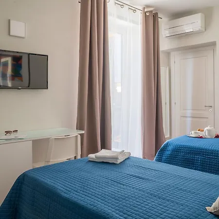Plaium Montis Bed & Breakfast 4*